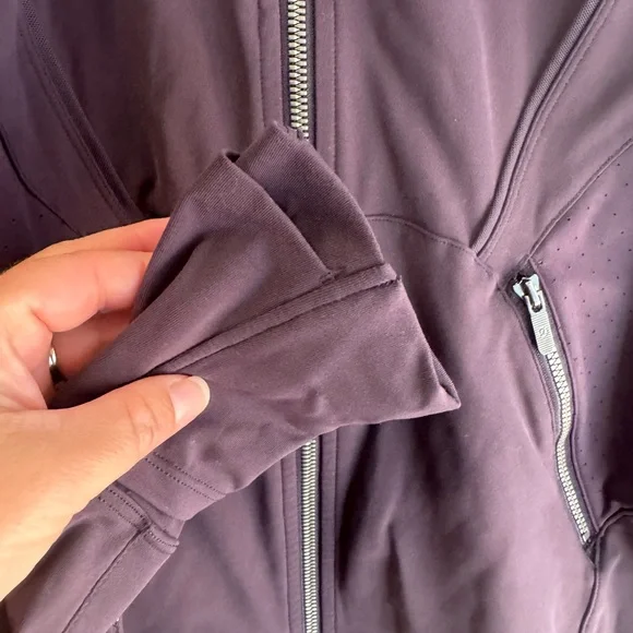 Lululemon Sleek Essentials Full-Zip Jacket - Picture 4 of 7
